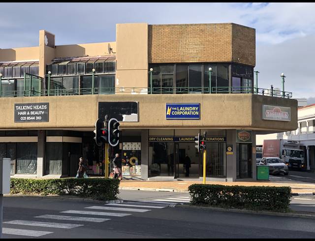 1,710M² BUSINESS CENTRE FOR SALE IN STRAND CENTRAL
